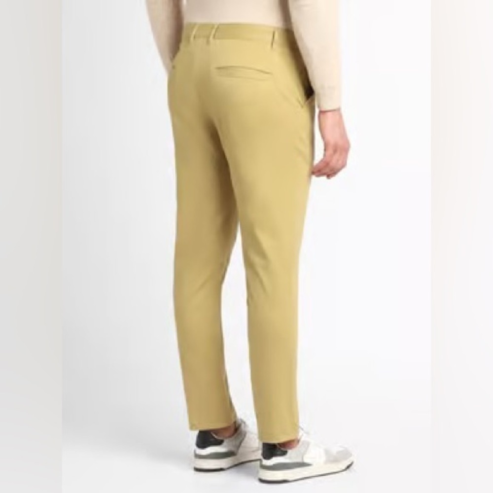 Zara Classic Chinos for Men - Picture 2 of 5